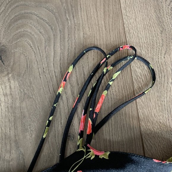 Intimate Moods Satin Night Set Womens L Slip & Cover Chemise Black Red Roses - Picture 16 of 16